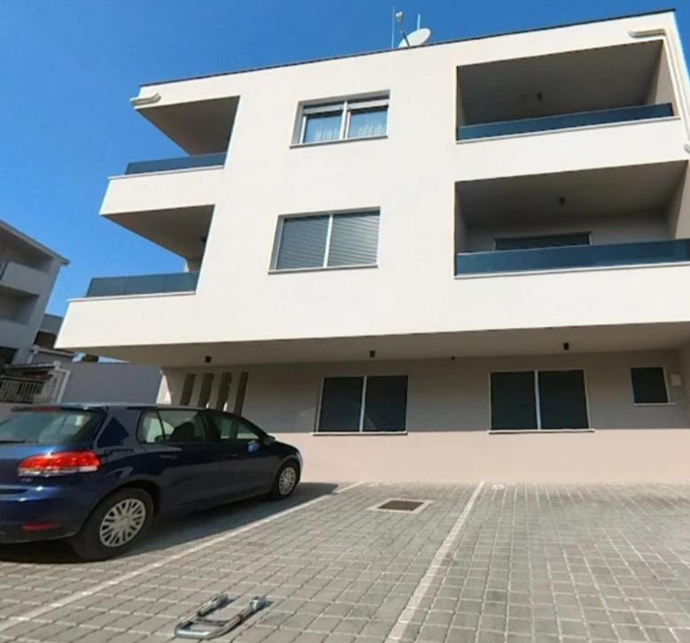 New Apartman P & B Διαμέρισμα Τρογκίρ Εξωτερικό φωτογραφία